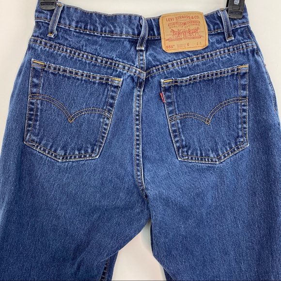 Vintage 551 Levi’s Relaxed Fit Tapered Leg - Picture 5 of 13